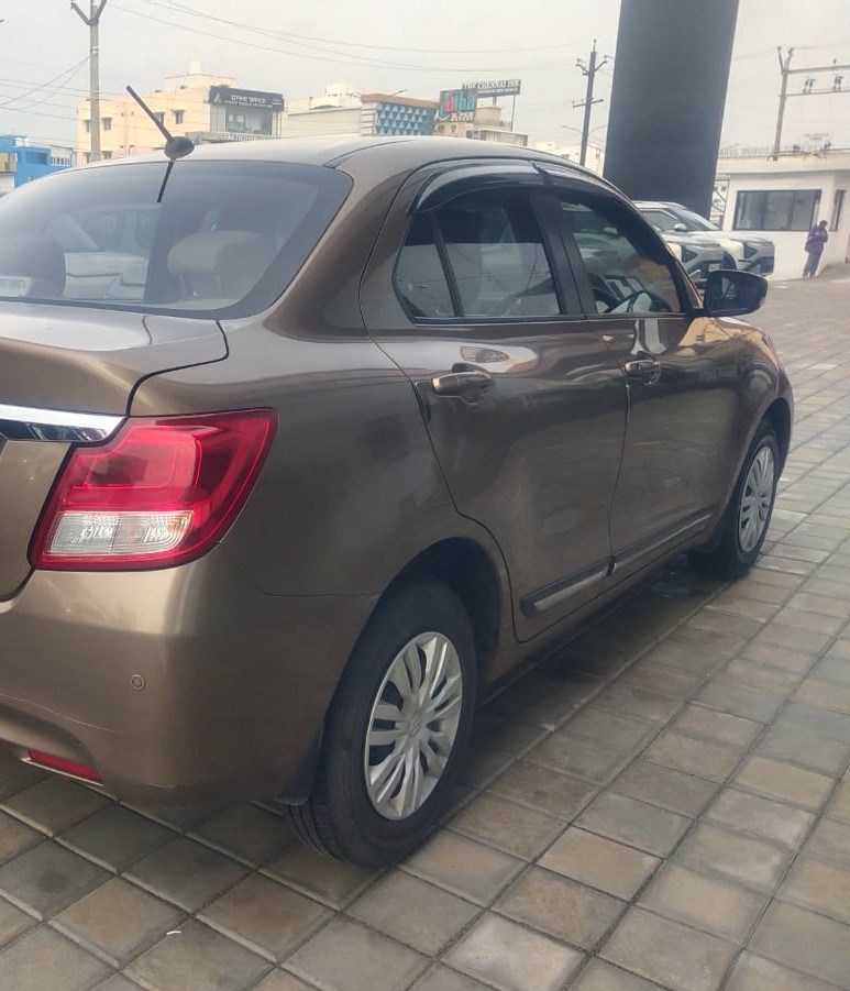 Maruti Suzuki Dzire(2020-2024) Vxi